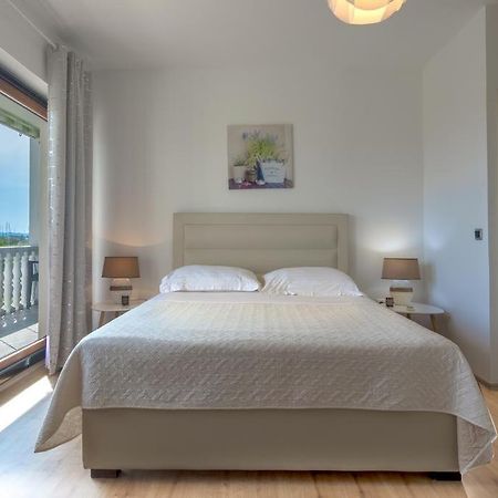 Apartments Emanuela Sukošan Buitenkant foto